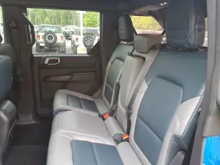 Ford Bronco 2024 4x4 Outer Banks 4 puertas SUV