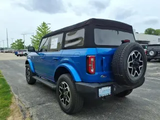 Ford Bronco 2024 4x4 Outer Banks 4 puertas SUV