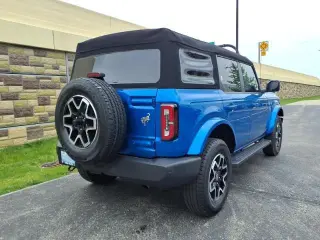 Ford Bronco 2024 4x4 Outer Banks 4 puertas SUV