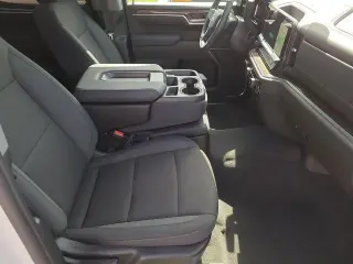 Chevrolet Silverado 1500 2026 4x2 RST 4 puertas Cabina Crew 5.8 pies. SB