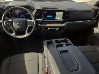 Chevrolet Silverado 1500 2026 4x2 RST 4 puertas Cabina Crew 5.8 pies. SB