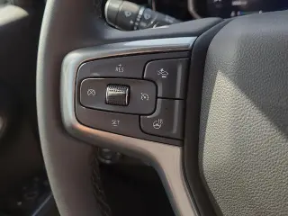Chevrolet Silverado 1500 2026 4x2 RST 4 puertas Cabina Crew 5.8 pies. SB