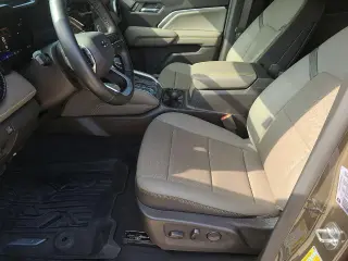 Chevrolet Colorado 2025 4x4 ZR2 4 puertas Cabina Crew 5 pies. SB