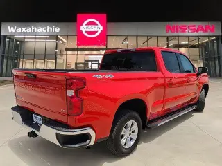 Chevrolet Silverado 1500 2024 4x4 LT 4 puertas Cabina Crew 5.8 pies. SB con 1LT