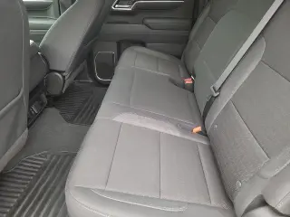 Chevrolet Silverado 1500 2026 4x4 LT 4 puertas Cabina Crew 5.8 pies. SB con 1LT