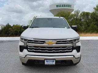 Chevrolet Silverado 1500 2026 4x4 LT 4 puertas Cabina Crew 5.8 pies. SB con 1LT