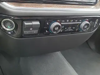 Chevrolet Silverado 1500 2026 4x4 LT 4 puertas Cabina Crew 5.8 pies. SB con 1LT