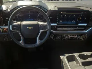 Chevrolet Silverado 1500 2026 4x4 LT 4 puertas Cabina Crew 6.6 pies. Caja corta