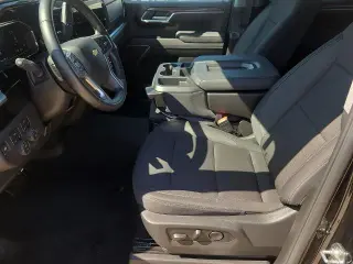 Chevrolet Silverado 1500 2026 4x4 LT 4 puertas Cabina Crew 6.6 pies. Caja corta