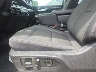 Chevrolet Silverado 1500 2026 4x4 LT 4 puertas Cabina Crew 6.6 pies. Caja corta