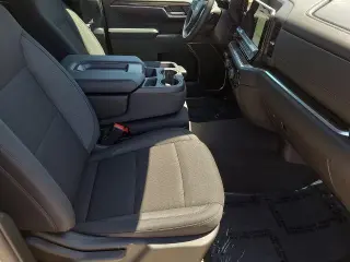 Chevrolet Silverado 1500 2026 4x4 LT 4 puertas Cabina Crew 6.6 pies. Caja corta