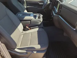 Chevrolet Silverado 1500 2026 4x4 RST 4 puertas Cabina Crew 6.6 pies. Caja corta
