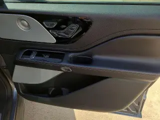 Lincoln Aviator 2023 AWD Reserve 4 puertas SUV