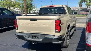 Chevrolet Colorado 2024 4x4 Z71 4 puertas Cabina Crew 5 pies. SB