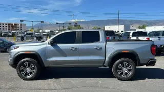 GMC Canyon 2023 4x4 AT4 4 puertas Cabina Doble 5 pies. SB
