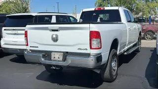 Ram 2500 2021 4x4 Big Horn Cabina Crew 4 puertas 8 pies LB Pickup