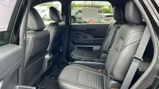 Nissan Pathfinder 2025 AWD Rock Creek 4 puertas SUV