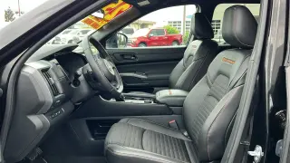 Nissan Pathfinder 2025 AWD Rock Creek 4 puertas SUV