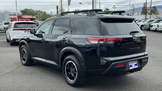 Nissan Pathfinder 2025 AWD Rock Creek 4 puertas SUV