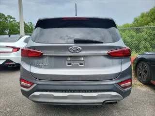 Hyundai SANTA FE 2019 SE 2.4L 4 puertas Crossover