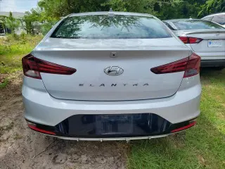 Hyundai ELANTRA 2020 SEL 4 puertas Sedan