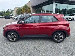 Hyundai VENUE 2025 SEL 4 puertas Crossover