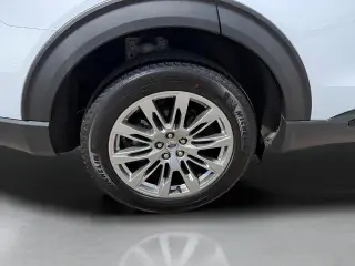 Ford Explorer 2026 AWD Active 4 puertas SUV