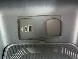 Ford Explorer 2026 AWD Active 4 puertas SUV