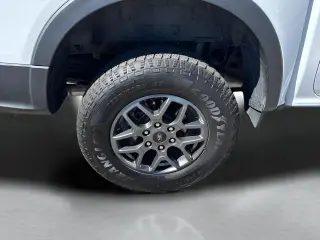 Ford Ranger 2025 4x4 XLT 4 puertas SuperCrew 5.0 pies SB