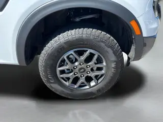 Ford Ranger 2025 4x4 XLT 4 puertas SuperCrew 5.0 pies SB