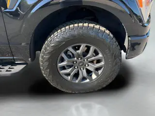 Ford F-150 2022 4x4 Tremor 4 puertas SuperCrew 5.5 pies SB
