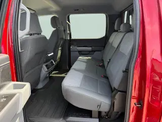 Ford F-150 2022 4x4 XLT 4 puertas SuperCrew 5.5 pies SB