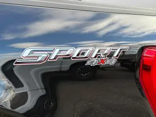 Ford F-150 2023 4x4 XLT 4 puertas SuperCrew 5.5 pies. SB