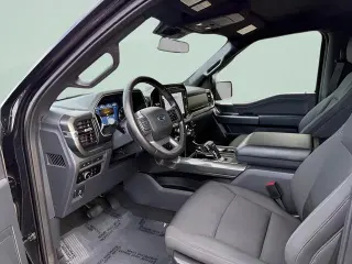 Ford F-150 2023 4x4 XLT 4 puertas SuperCrew 5.5 pies. SB