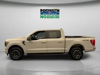 Ford F-150 2023 4x4 XL 4 puertas SuperCrew 5.5 pies. Caja corta