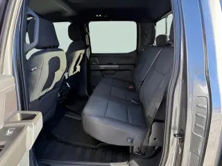 Ford F-150 2023 4x4 XLT 4 puertas SuperCrew 5.5 pies. Caja corta