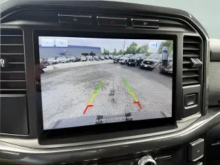 Ford F-150 2023 4x4 XLT 4 puertas SuperCrew 5.5 pies. SB