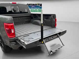 Ford F-150 2023 4x4 XLT 4 puertas SuperCrew 5.5 pies. Caja corta