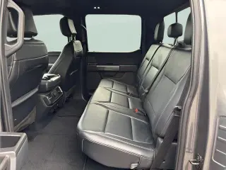 Ford F-150 2023 4x4 XLT 4 puertas SuperCrew 5.5 pies. Caja corta