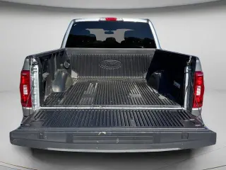 Ford F-150 2023 4x4 XLT 4 puertas SuperCrew 5.5 pies SB