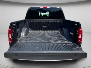 Ford F-150 2023 4x4 XLT 4 puertas SuperCrew con caja de 5.5 pies