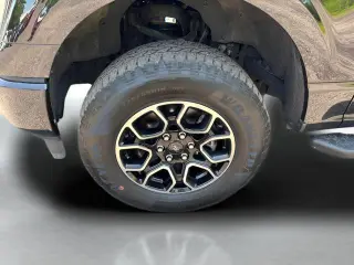Ford F-150 2023 4x4 XLT 4 puertas SuperCrew con caja de 5.5 pies