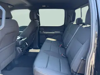Ford F-150 2023 4x4 XLT 4 puertas SuperCrew con caja de 5.5 pies