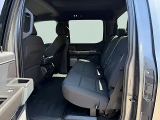 Ford F-150 2023 4x4 XLT 4 puertas SuperCrew 5.5 pies SB