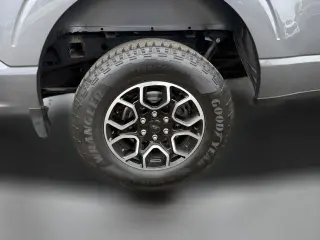 Ford F-150 2023 4x4 XLT 4 puertas SuperCrew 5.5 pies SB