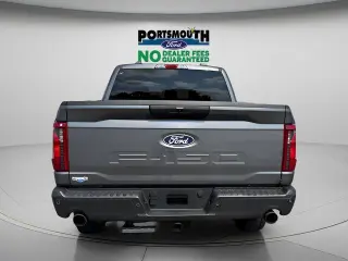 Ford F-150 2025 4x4 STX 4 puertas SuperCrew 5.5 pies. SB