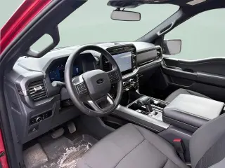 Ford F-150 2024 4x4 XLT 4 puertas SuperCrew 5.5 pies. SB