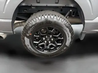 Ford F-150 2024 4x4 XLT 4 puertas SuperCrew 5.5 pies SB