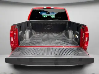 Ford F-150 2023 4x4 XLT 4 puertas SuperCrew 6.5 pies. SB