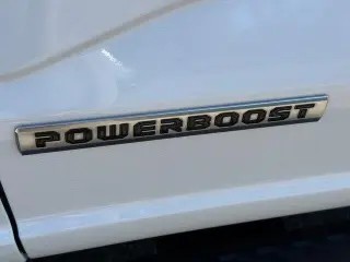 Ford F-150 2023 4x4 XLT 4 puertas SuperCrew 6.5 pies. SB
